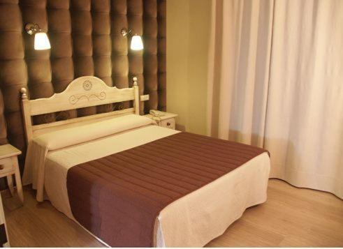 Hostal-Cafe Gutgreco Sonseca Quarto foto